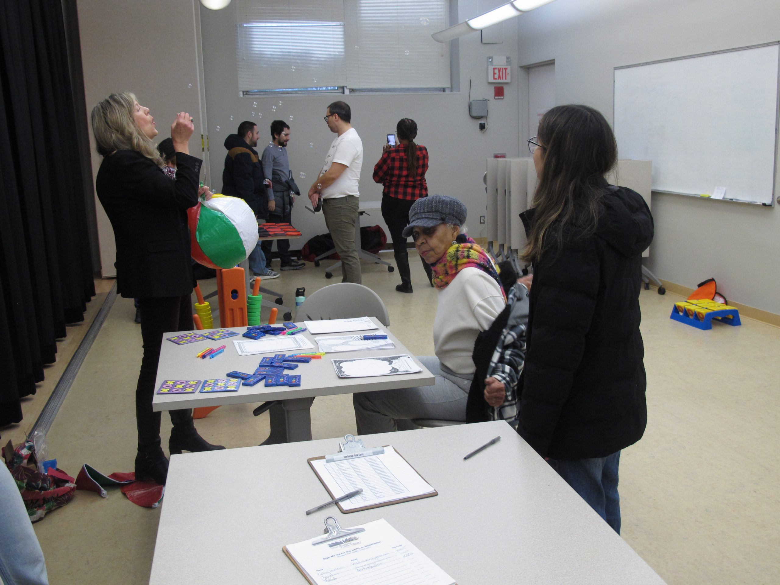 Come Play With Us_12.13 (5)